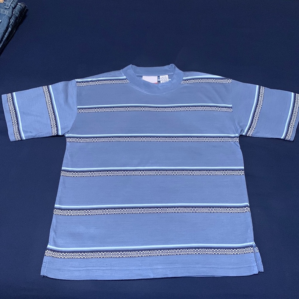Boys top